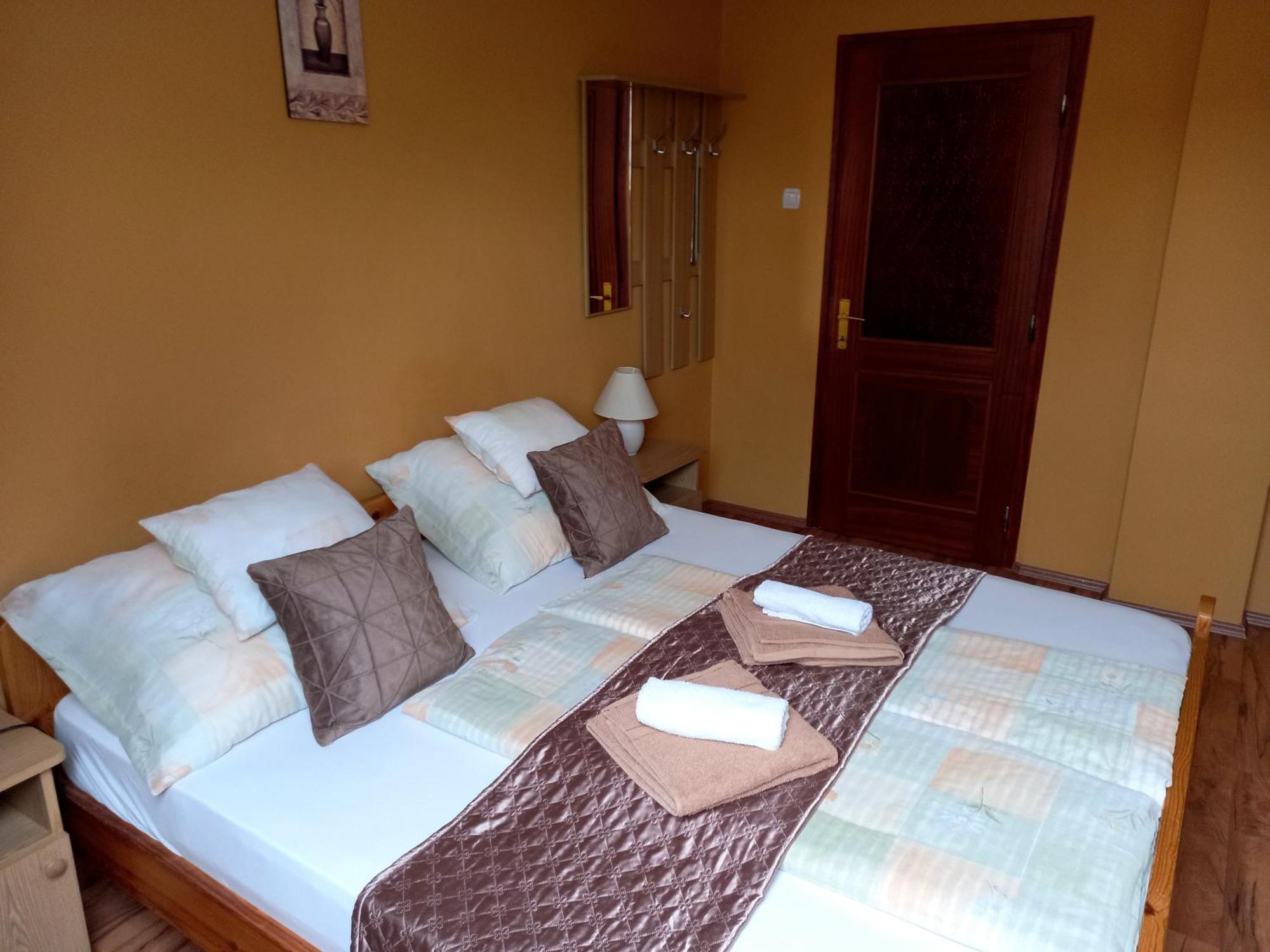 Alfa Apartman Harkany Bagian luar foto