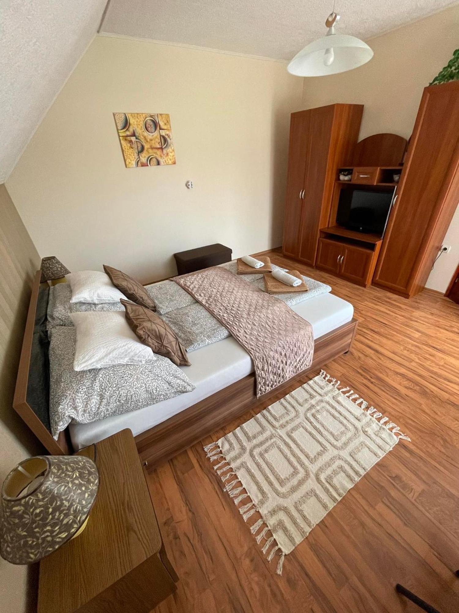Alfa Apartman Harkany Bagian luar foto